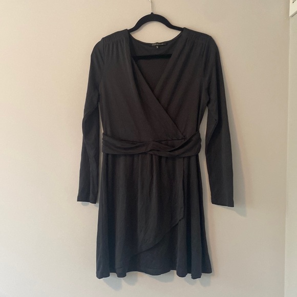 Long sleeve Dynamite dress - Picture 1 of 2